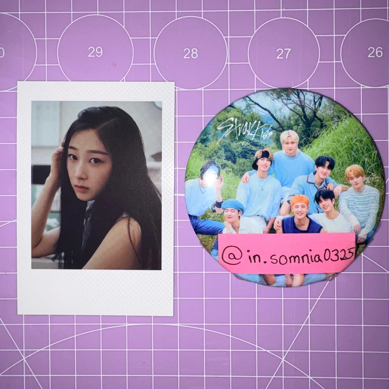 MY WORLD Zine Ver. Polaroid Card Set