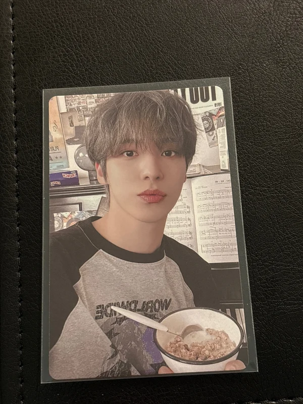 Pocamarket, ATEEZ YUNHO 2025 SEASON'S GREETINGS K-pop Photocard