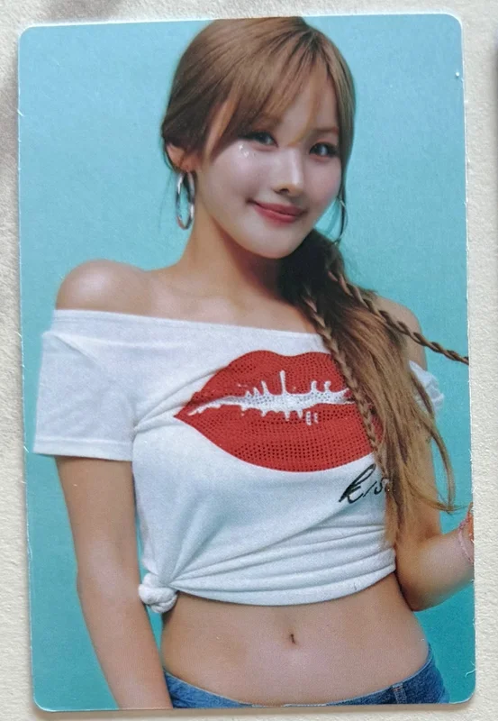 KISS OF LIFE BELLE KISS ROAD TRADING CARD