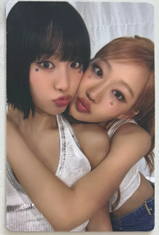 KISS OF LIFE UNIT NATTY & JULIE KISS ROAD TRADING CARD EUROPE TOUR