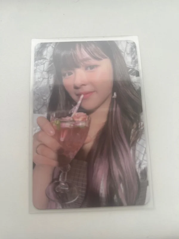Taste of Love Jeongyeon photocard!!