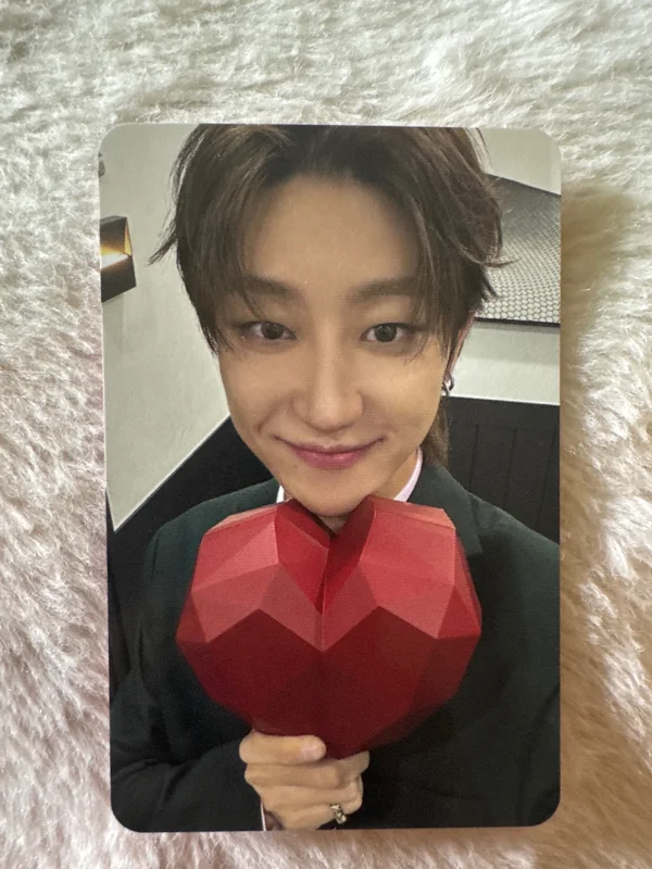 SPILL THE FEELS CARAT Ver.