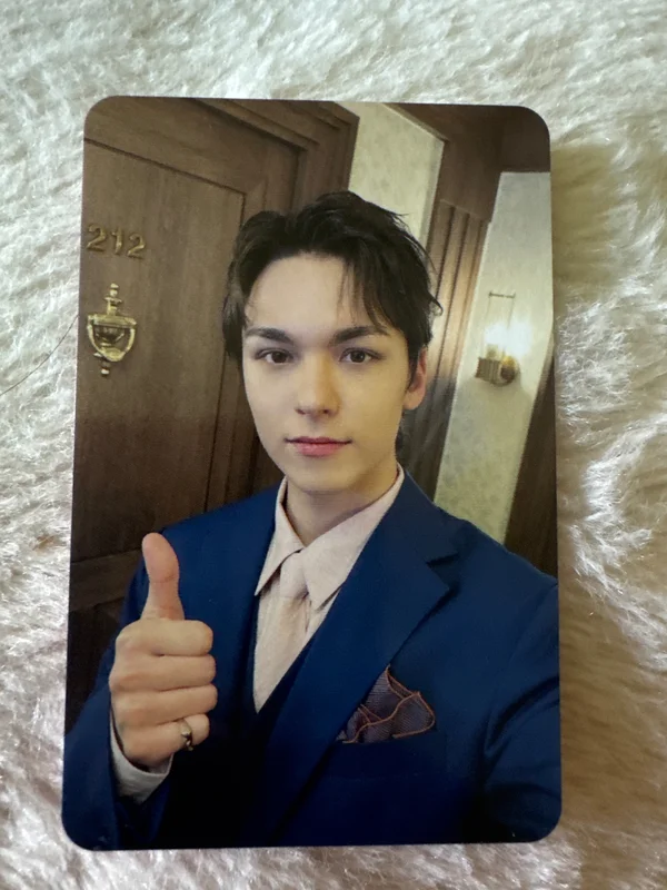 SPILL THE FEELS CARAT Ver.