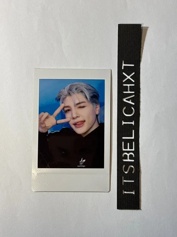 2024 &TEAM CONCERT TOUR FIRST PAW PRINT INSTANT PHOTO CARD