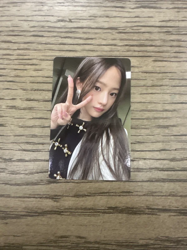 Newjeans | minji OMG message card ver.