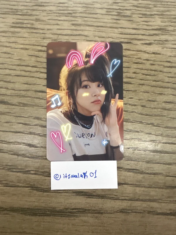 TWICE | CHAEYOUNG 2023 season greeting photocard