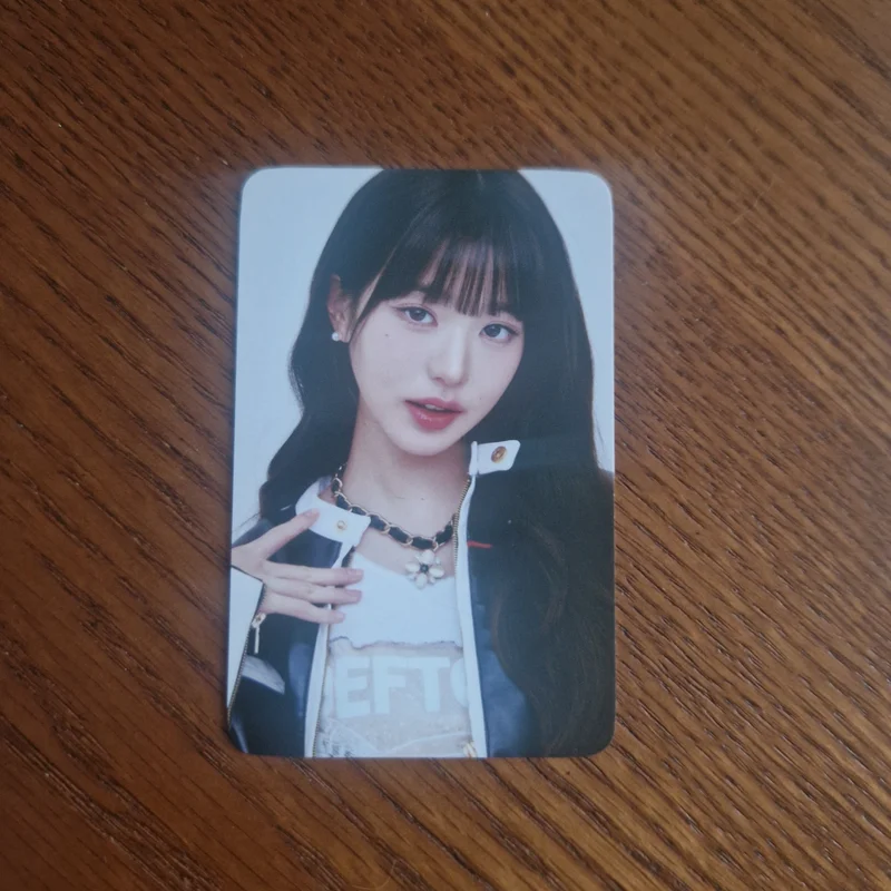 IVE THE 1ST WORLD TOUR SHOW WHAT I HAVE IN BANGKOK RANDOM PHOTOCARD PACK