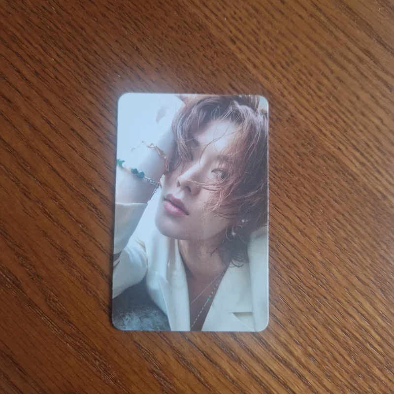 2 Baddies Photobook Ver. US ver.