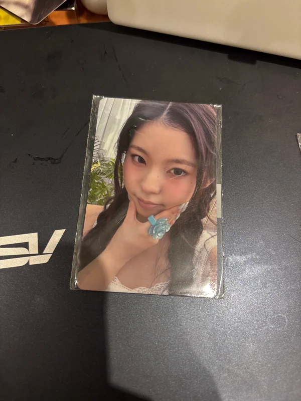 NMIXX 1ST FAN MEETING 'NSWER VACATION' REWARD