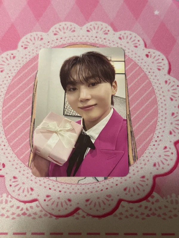 SPILL THE FEELS CARAT Ver.