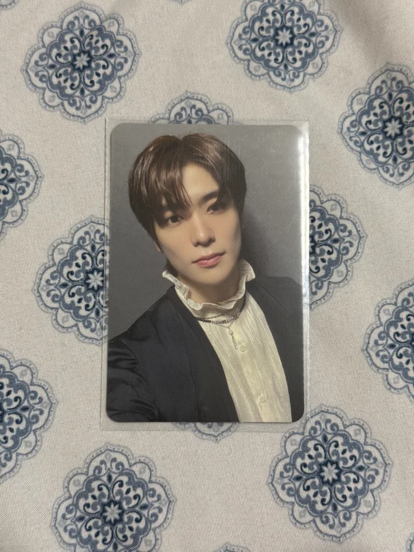 Universe Photo Book Ver.