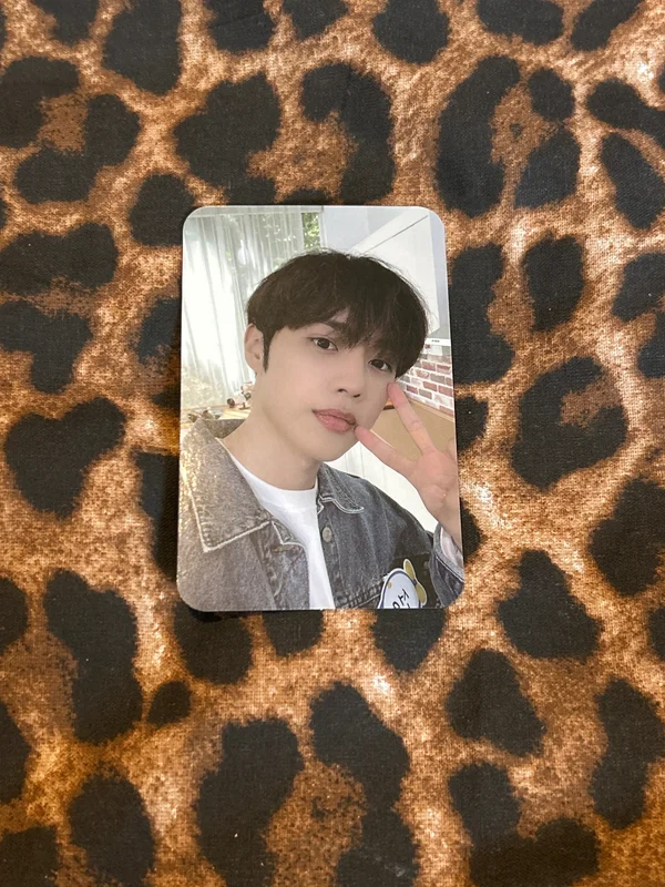 THE BOYZ WORLD TOUR : THE B-ZONE IN EUROPE PHOTOCARD SET