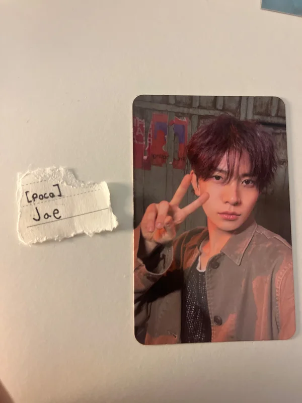 ROMANCE : UNTOLD KPOP MERCH