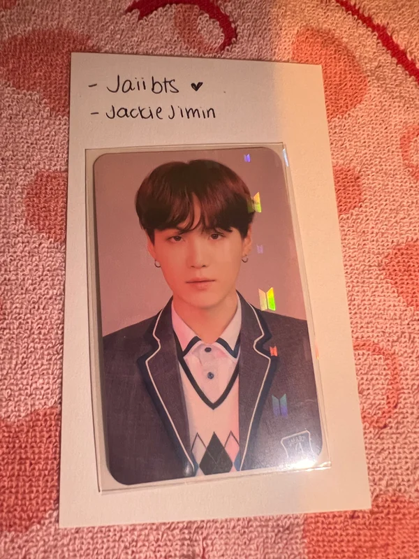 LOVE YOURSELF 'Answer'