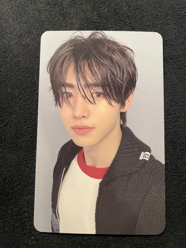 ROMANCE : UNTOLD -daydream- BLUE NOON Ver.