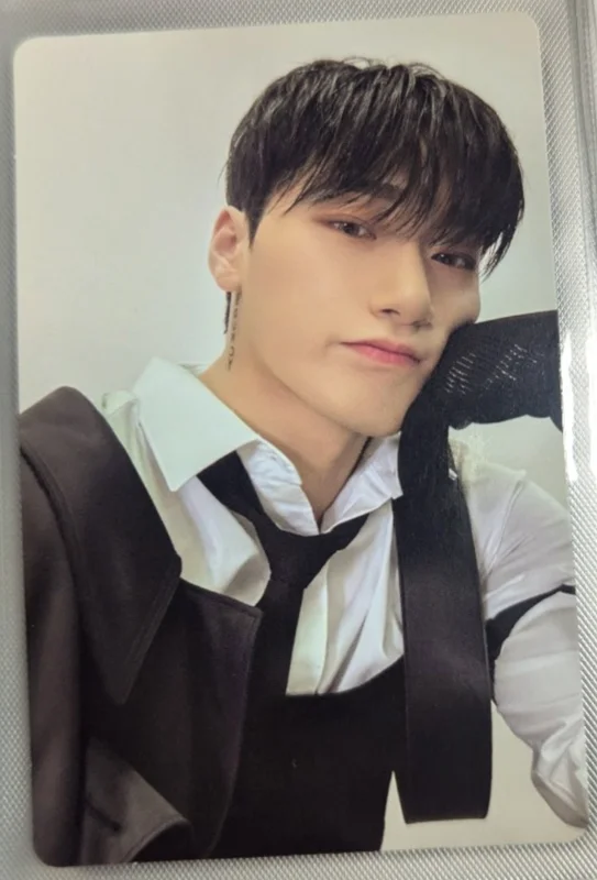 THE WORLD EP.2 : OUTLAW US Exclusive