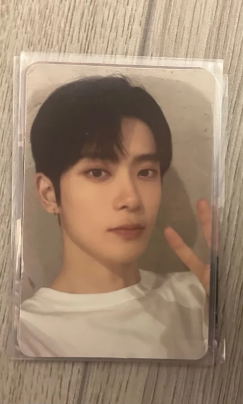 NCT X SANRIO RANDOM TRADING CARD SET A VER.