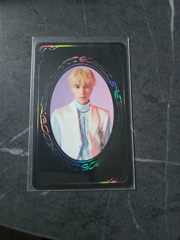 RESONANCE Pt.1 YEARBOOK CARD
