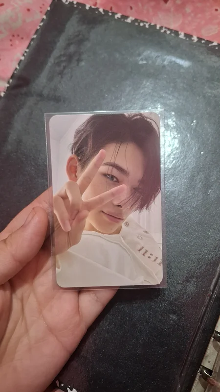 ROMANCE : UNTOLD -daydream- Weverse Albums ver.