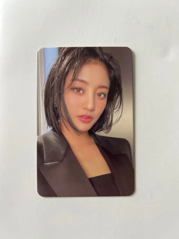 READY TO BE Jihyo