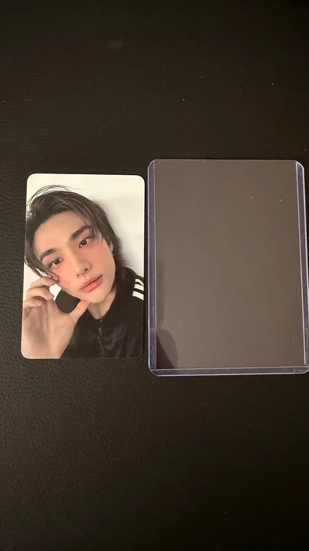 Hyunjin ATE KTOWN4U (album photocard)