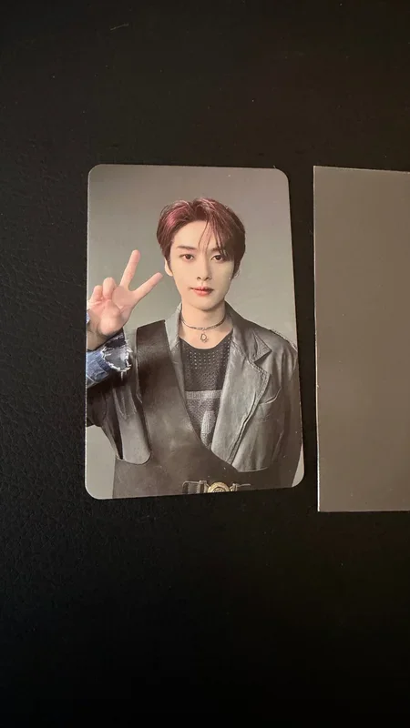 Lee Know (Rock-STAR POSTCARD VER. Album photo card)