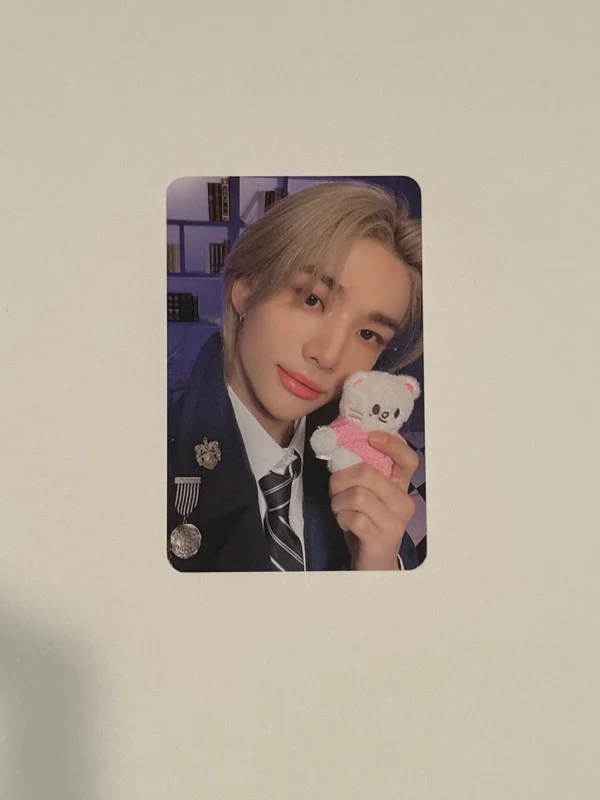 Stray Kids x SKZOO POP-UP & CAFE SKZOO'S MAGIC SCHOOL POP-UP STORE REWARD