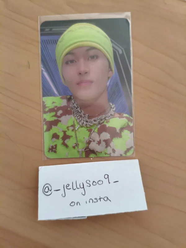 2 Baddies STREET LUCKY DRAW B Ver.