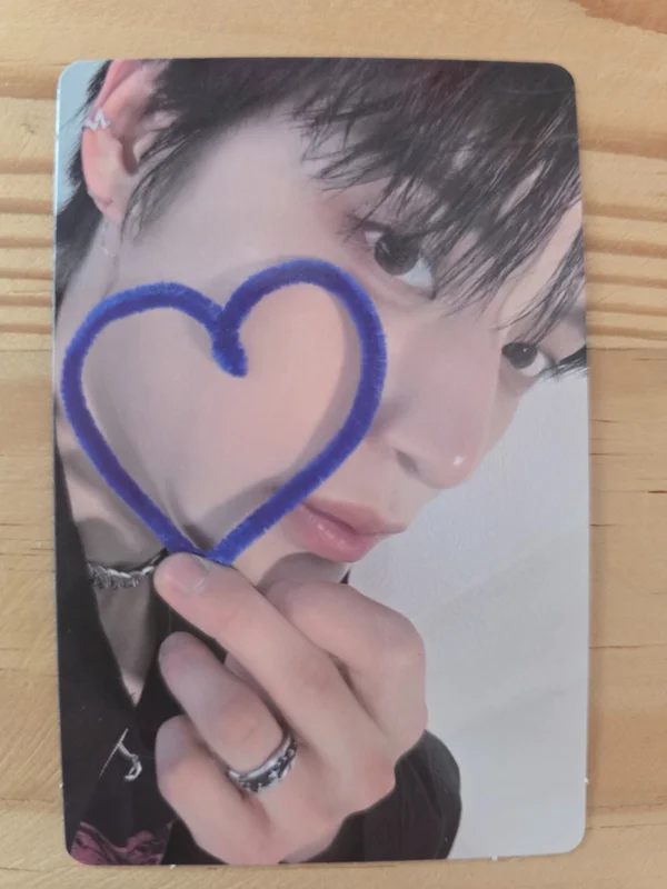 NEVER SAY NEVER LENTICULAR KEYRING Ver.