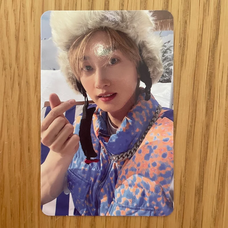 Eunhyuk 2022 Winter SMTOWN : SMCU PALACE (Portrait Book Ver.)