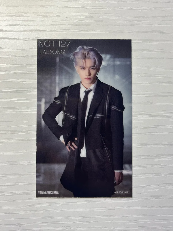 NCT TAEYONG LOVEHOLIC TOWER RECORDS