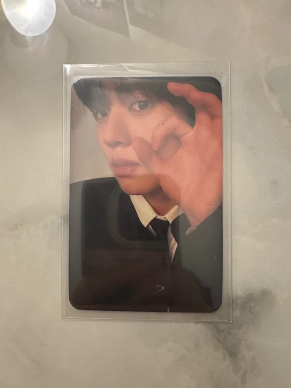 You had me at HELLO Digipack Ver. APPLEMUSIC LUCKY DRAW