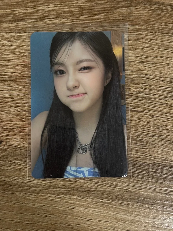 DOUBLAST POP-UP STORE & CAFE IN Kep1er ISLAND RANDOM PHOTOCARD PACK