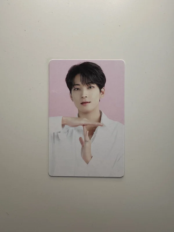 SEVENTEEN CAFE in SEOUL Trading Card Set