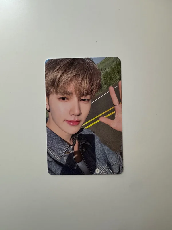 You had me at HELLO Digipack Ver.