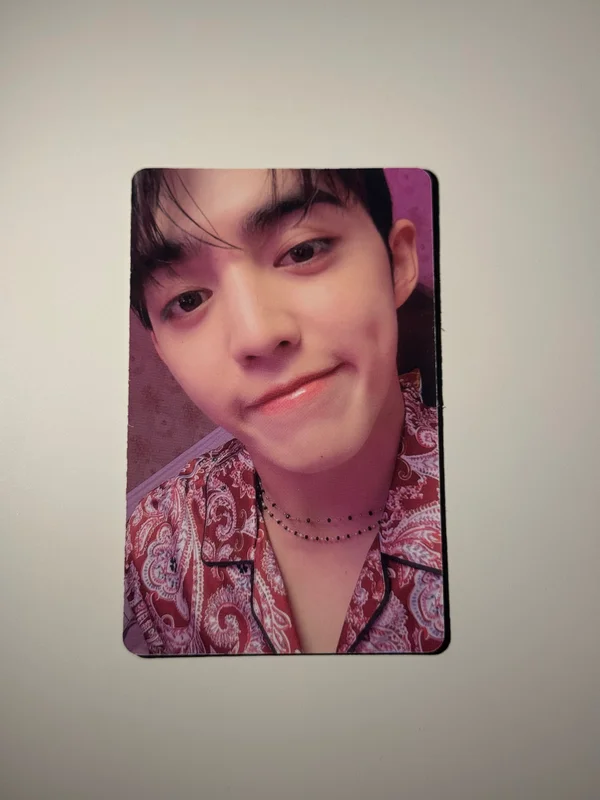 SEVENTEEN 2023 SEASON'S GREETINGS