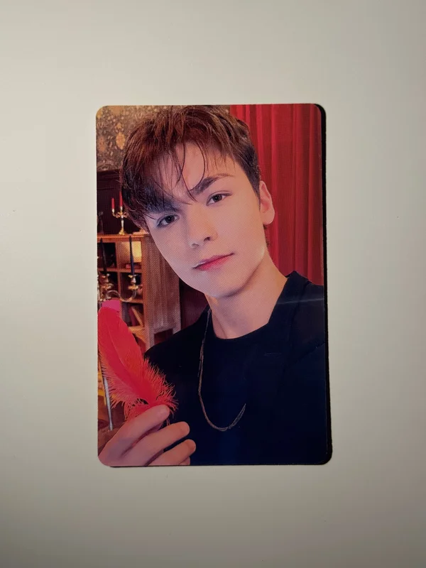 SEVENTEEN 2023 SEASON'S GREETINGS