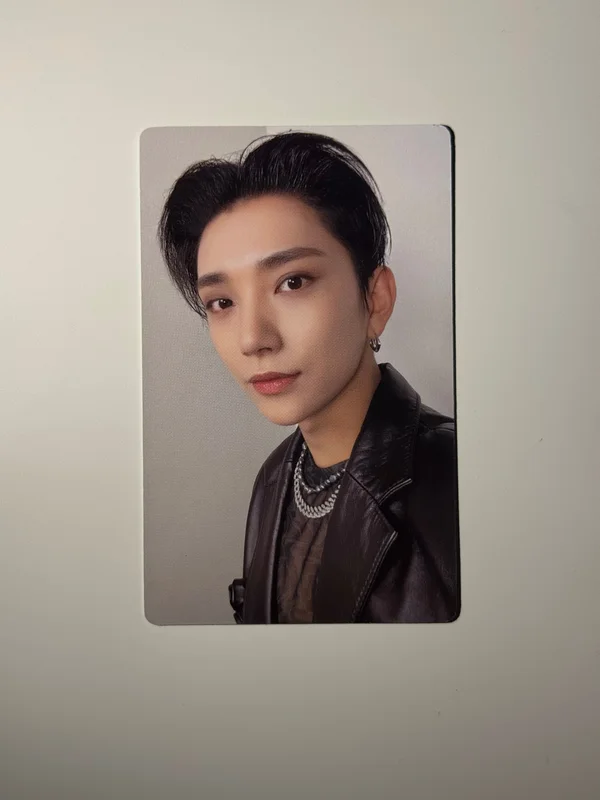 2022 SVT PHOTOBOOK THE NAME;17