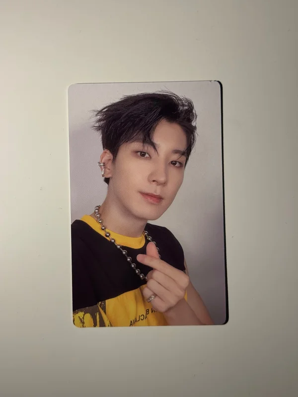 2022 SVT PHOTOBOOK THE NAME;17