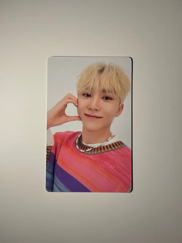 2022 SVT PHOTOBOOK THE NAME;17