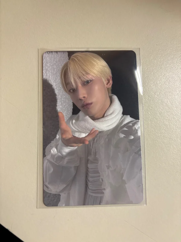 ROMANCE : UNTOLD -daydream- Target Exclusive