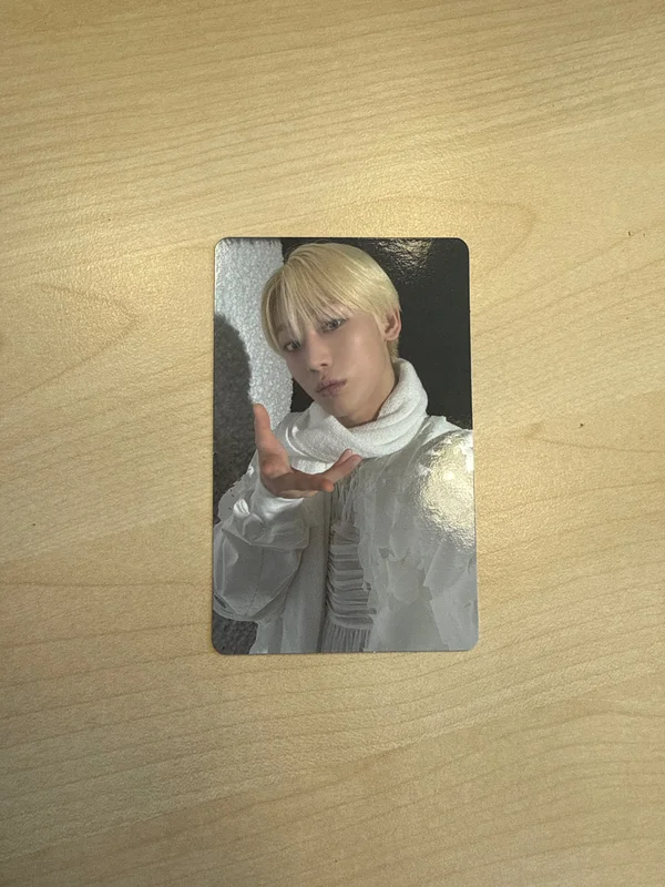 ROMANCE : UNTOLD -daydream- Target Exclusive