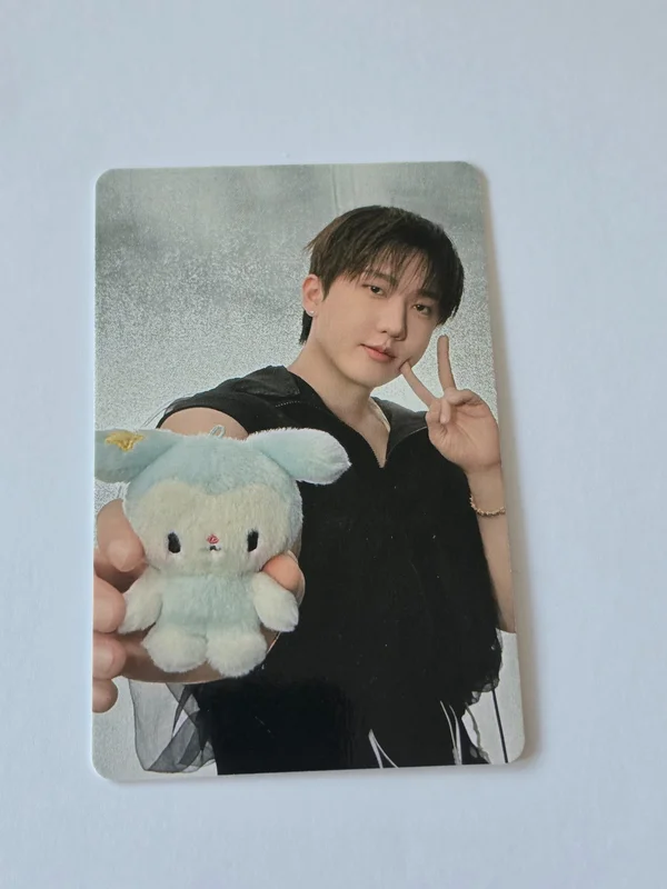 Stray Kids World Tour [RUN IT SEOUL] REWARD