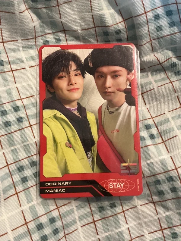 Lee Know and I.N ODDINARY unit card