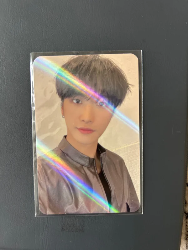 ATEEZ WORLD TOUR [THE FELLOWSHIP : BREAK THE WALL] IN EUROPE 2023 POP-UP STORE