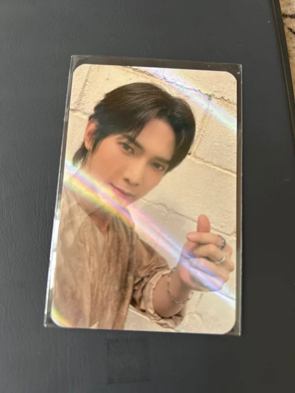 ATEEZ WORLD TOUR [THE FELLOWSHIP : BREAK THE WALL] IN EUROPE 2023 POP-UP STORE