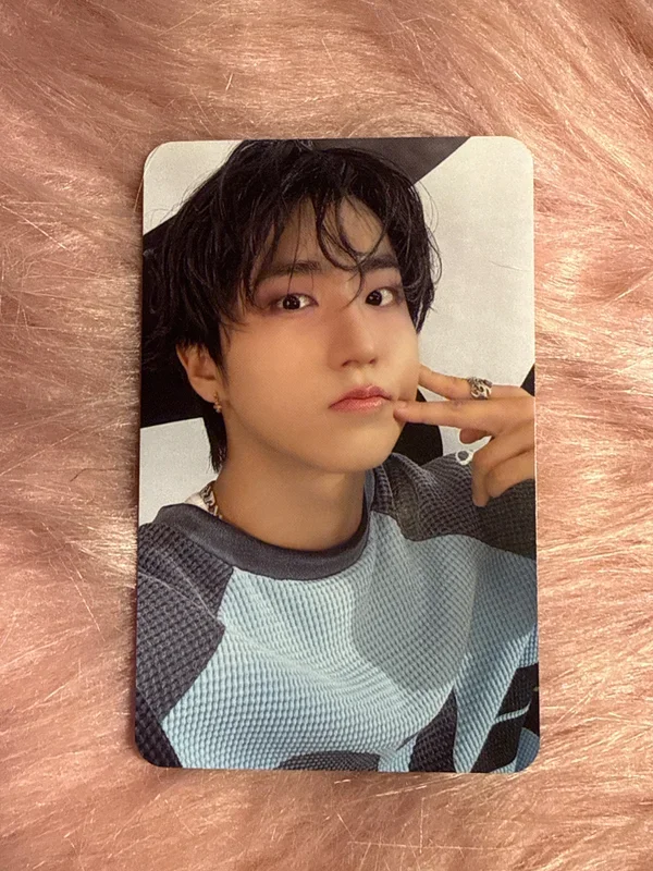 Stray Kids World Tour dominATE : celebrATE REWARD