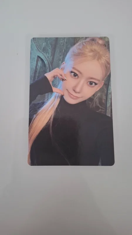 PUREFLOW pt.1 Mini Camera ver. Black ver. WEVERSE