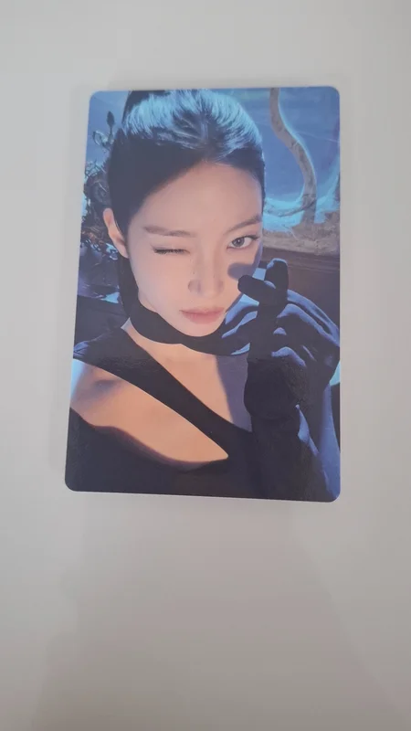 PUREFLOW pt.1 Mini Camera ver. Black ver. WEVERSE