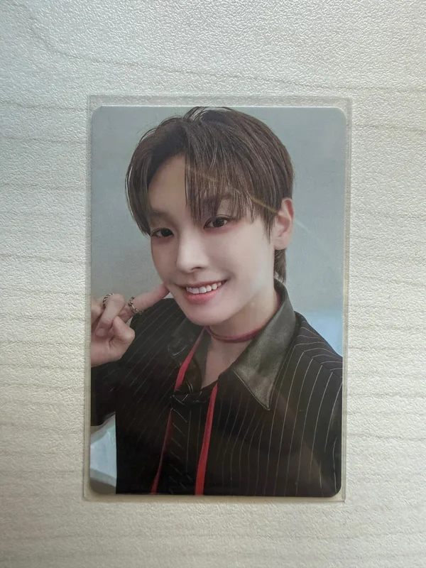 2025 SF9 LIVE FANTASY #5 LOVE DAWN RANDOM TRADING PHOTO CARD SET